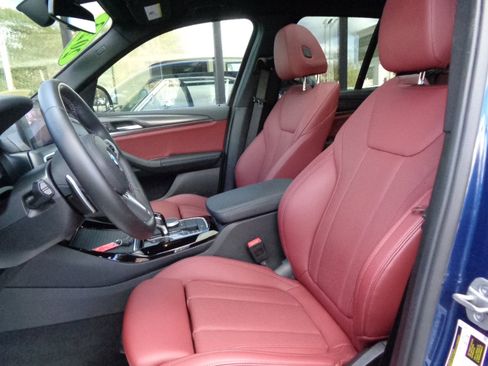 Used 2023 BMW X3 M40i image 9