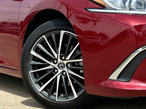 Used 2023 Lexus ES 350 w/ Premium Package FWD image 10