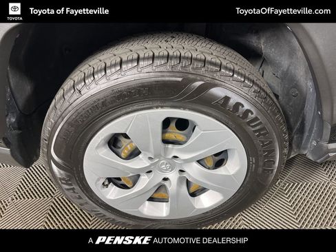 Used 2019 Toyota RAV4 LE image 11