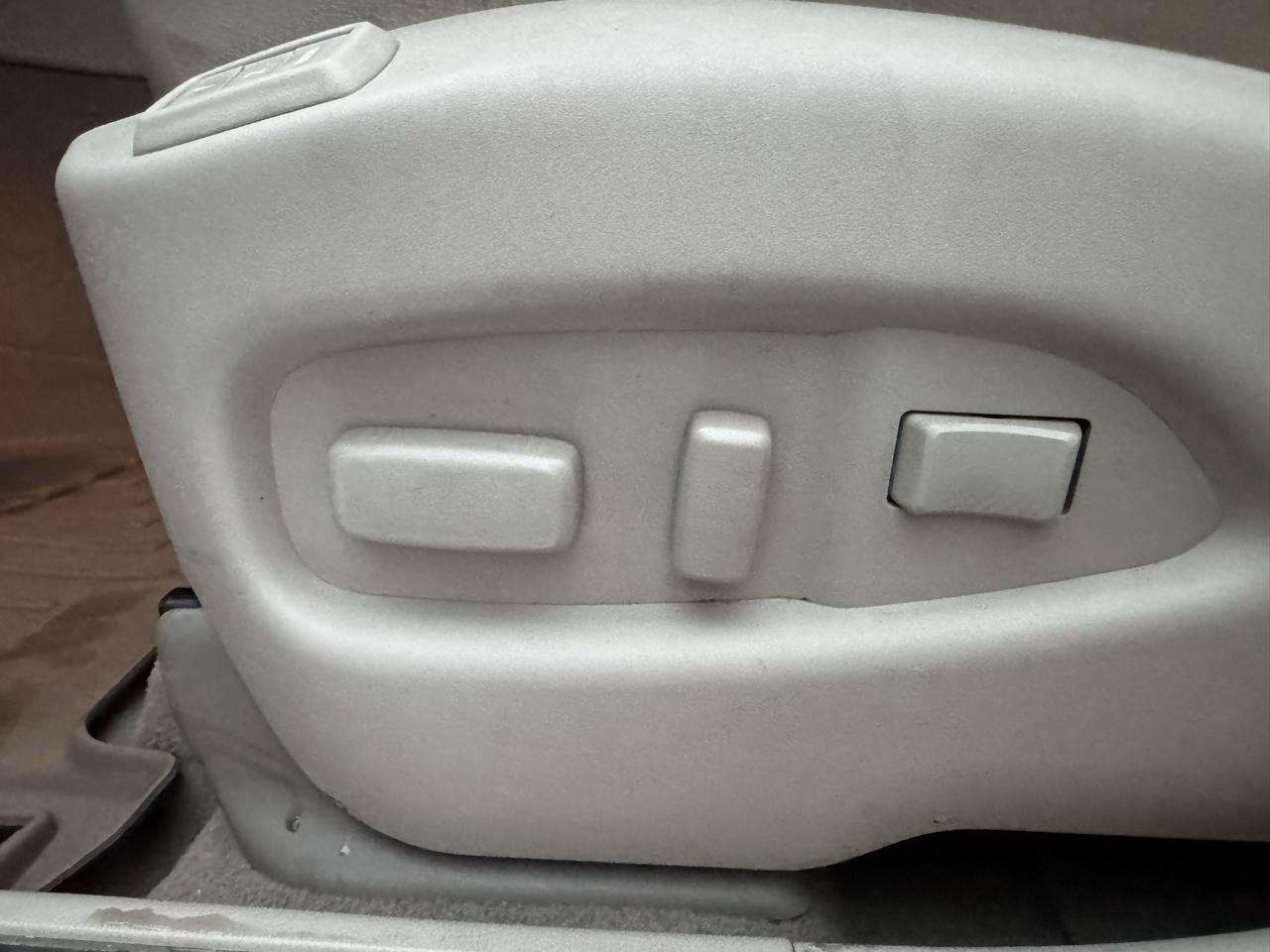 Used 2015 Cadillac SRX Premium w/ Driver Assist Package AWD/4WD image 14