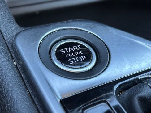 Used 2025 Nissan Sentra SV image 21