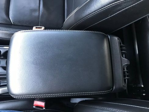 Used 2023 Jeep Wrangler Unlimited Sahara w/ Cold Weather Group image 30