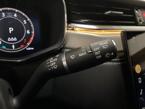 Used 2024 Jaguar F-PACE R-Dynamic S image 42