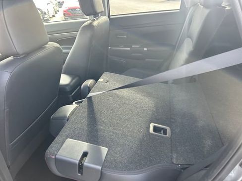 Used 2025 Mitsubishi Outlander Sport SE image 40