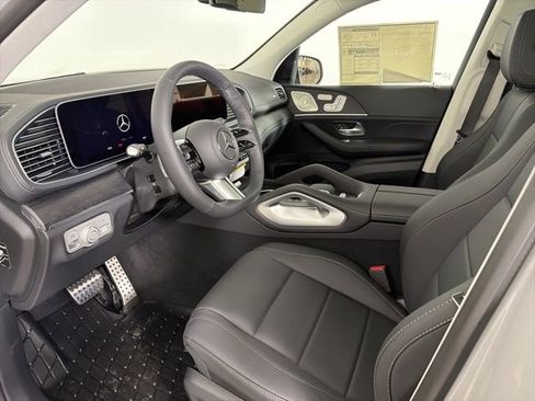 New 2026 Mercedes-Benz GLS 450 4MATIC image 10