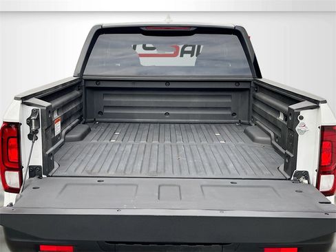 Used 2024 Honda Ridgeline Sport image 24