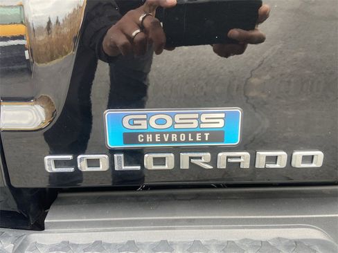 Certified 2024 Chevrolet Colorado ZR2 w/ Technology Package image 30