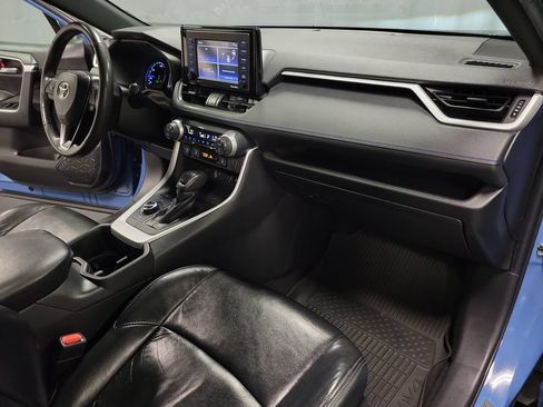 Used 2022 Toyota RAV4 SE w/ Convenience Package AWD/4WD image 33
