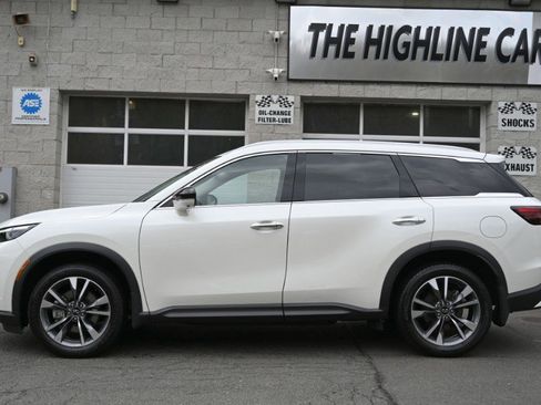 Used 2023 INFINITI QX60 Luxe w/ Cargo Package AWD/4WD image 4