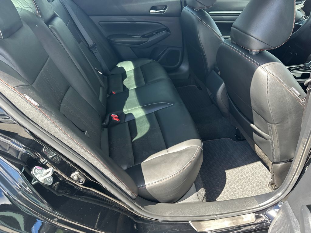 Used 2025 Nissan Altima 2.5 SR w/ SR Premium Package FWD image 15