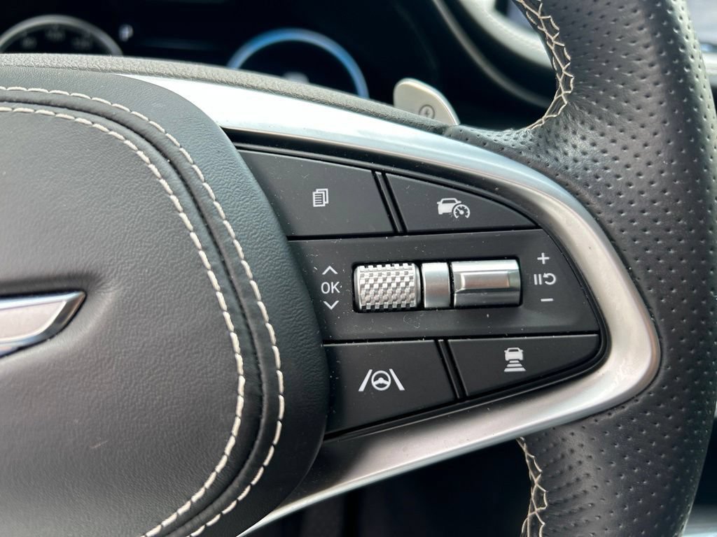 Used 2025 Genesis Electrified GV70 w/ Prestige Package AWD/4WD image 9