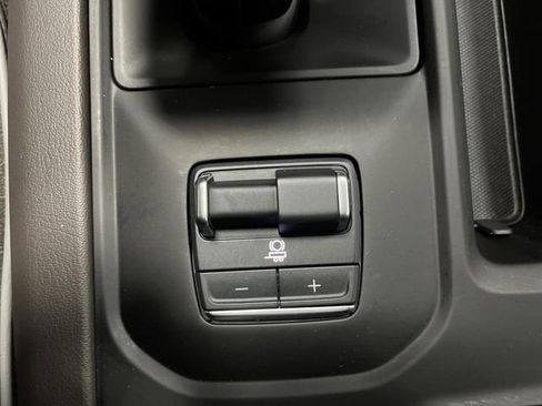 Used 2022 GMC Sierra 1500 Denali w/ Denali Reserve Package image 29