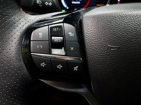 Used 2025 Ford Explorer ST-Line w/ ST-Line Street Pack image 28