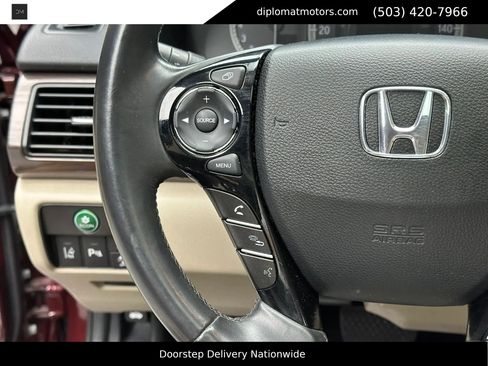 Used 2017 Honda Accord Touring image 29