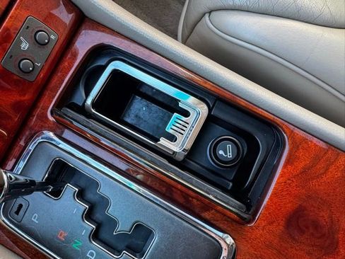 Used 2001 Lexus LS 430 image 22