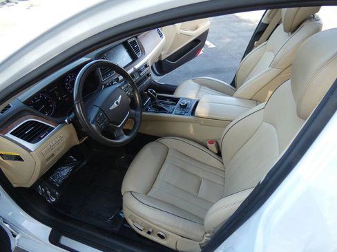 Used 2015 Hyundai Genesis 3.8 w/ Option Group 04 image 57