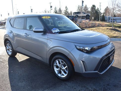 Used 2023 Kia Soul LX w/ Option Group 015 image 10