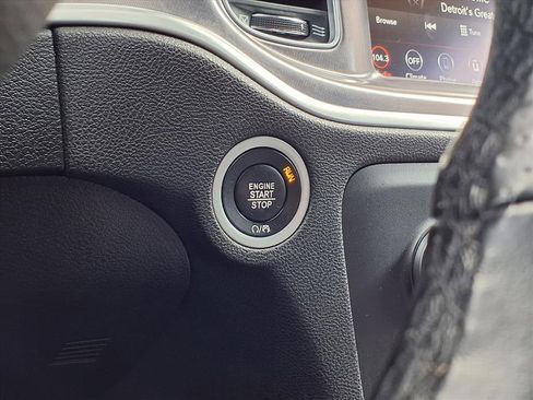 Used 2021 Dodge Charger SXT image 14