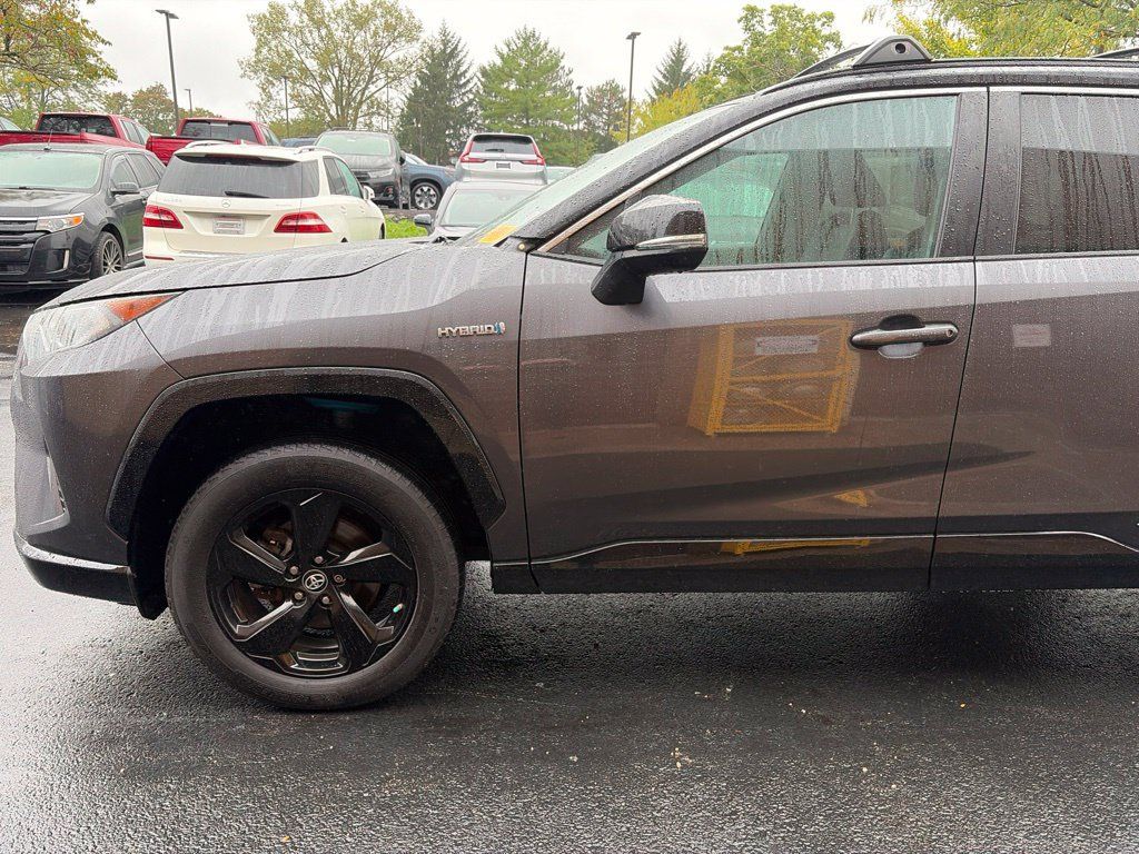 Used 2019 Toyota RAV4 XSE AWD/4WD image 13