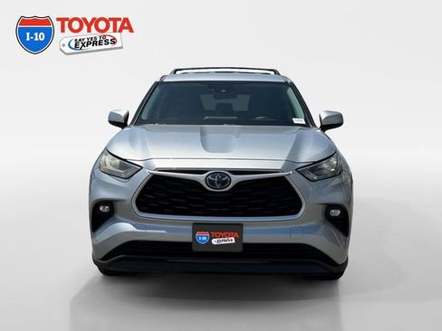 Certified 2020 Toyota Highlander LE FWD image 8