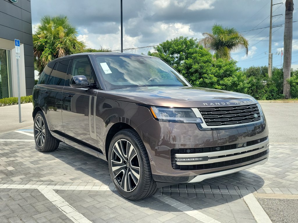 New 2026 Land Rover Range Rover SE AWD/4WD image 7