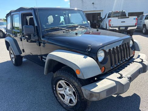 Used 2011 Jeep Wrangler Unlimited Sport AWD/4WD image 22