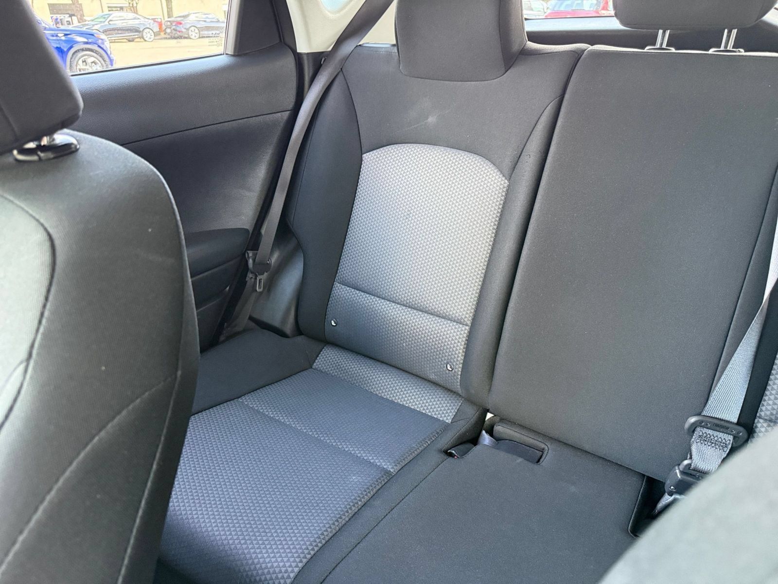 Used 2025 Kia Soul LX w/ LX Technology Package FWD image 38