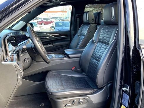 Used 2022 Cadillac Escalade ESV Sport Platinum w/ LPO, ONYX Package image 25