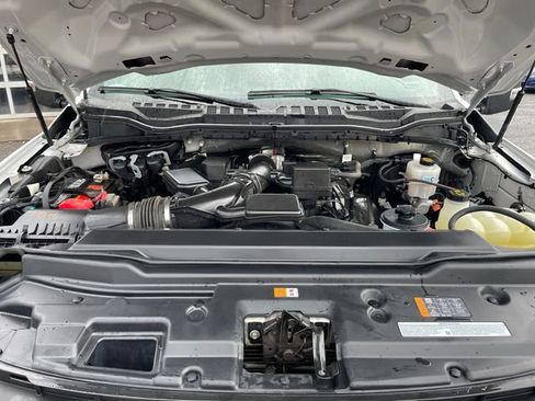 Used 2022 Ford F250 XL w/ Power Equipment Group image 29