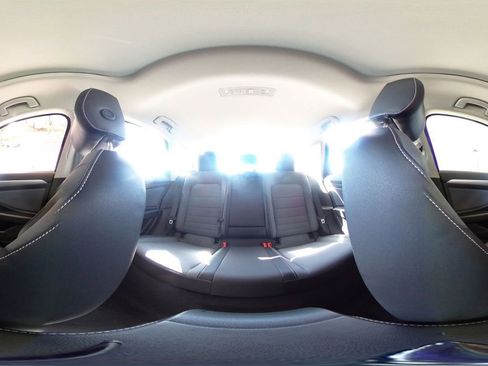 Used 2025 Volkswagen Jetta SE image 41