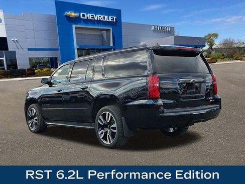 Used 2020 Chevrolet Suburban Premier image 6