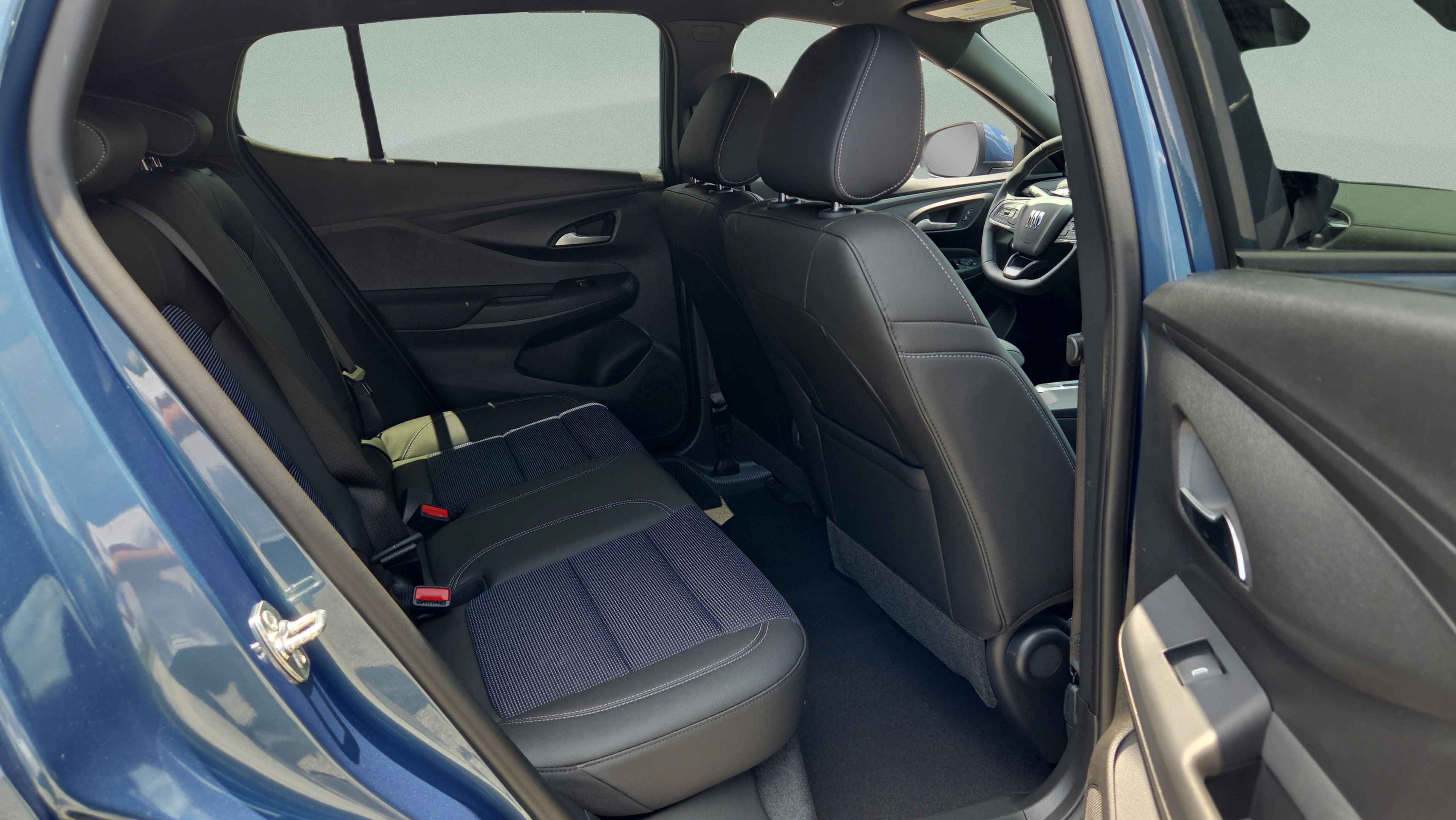 New 2026 Buick Envista Sport Touring w/ Convenience I Package FWD image 17