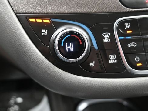 Used 2019 Chevrolet Malibu Premier image 21