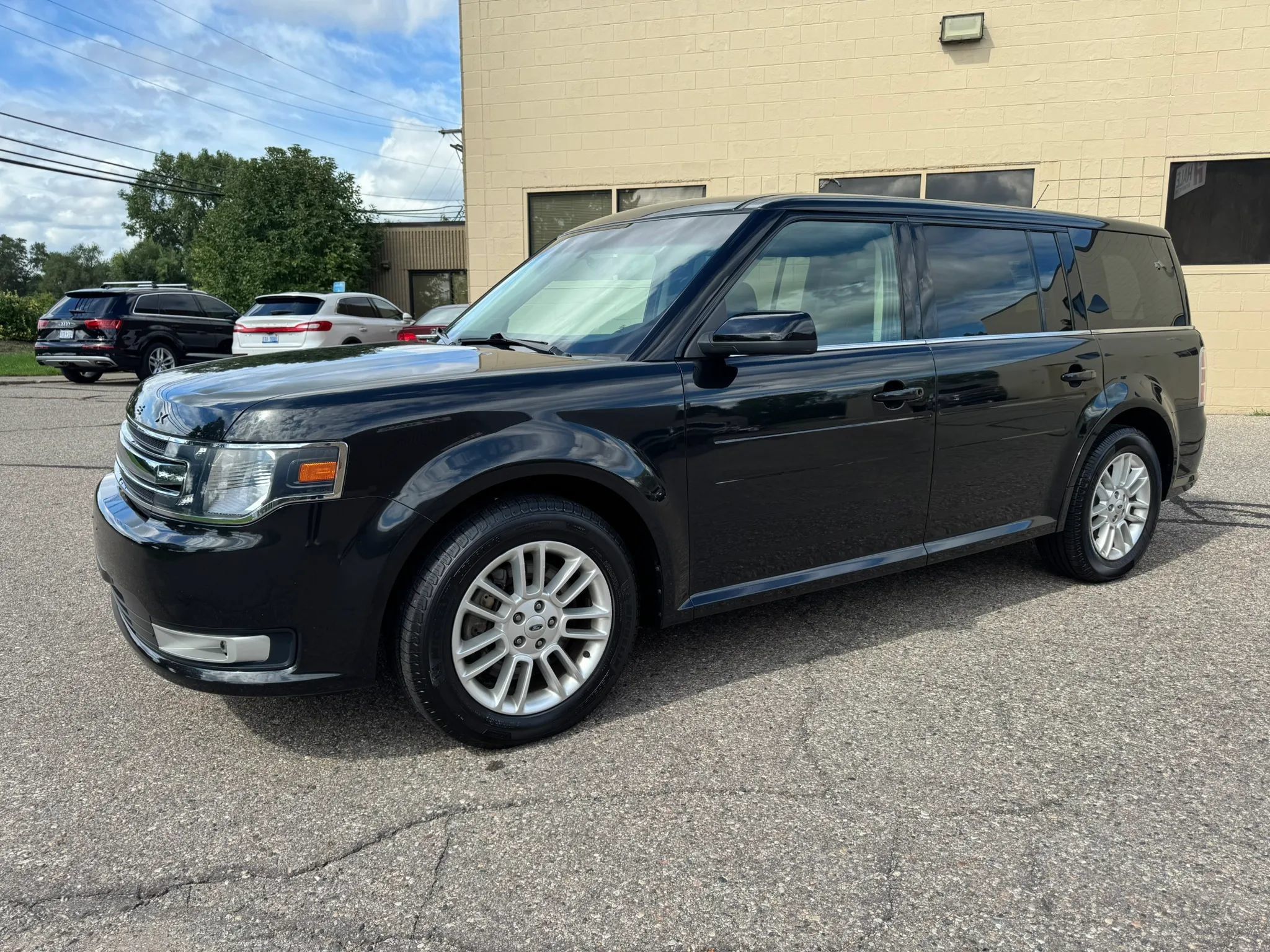 Used 2014 Ford Flex SEL FWD image 4