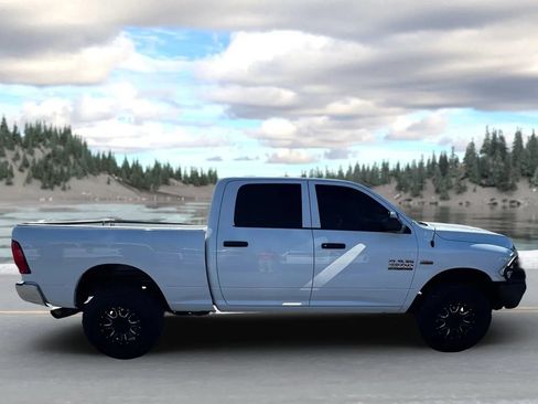 Used 2018 RAM 2500 Tradesman w/ Chrome Appearance Group AWD/4WD image 2
