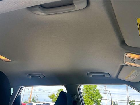 Used 2025 Kia Soul LX FWD image 27