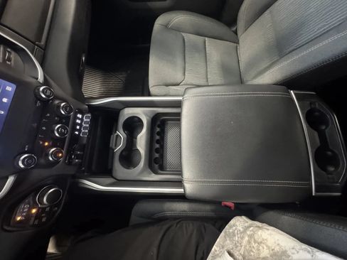 Used 2022 RAM 1500 Big Horn AWD/4WD image 34