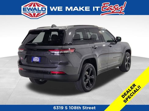 New 2025 Jeep Grand Cherokee Limited w/ Luxury Tech Group II AWD/4WD image 22