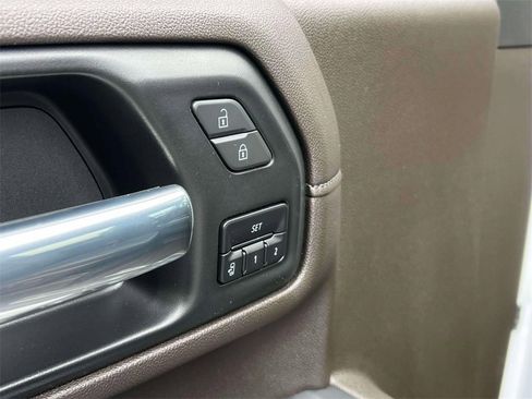 Certified 2022 GMC Sierra 2500 Denali image 25