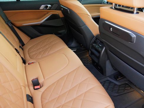 Certified 2026 BMW X5 M60i w/ Parking Assistance Package image 35