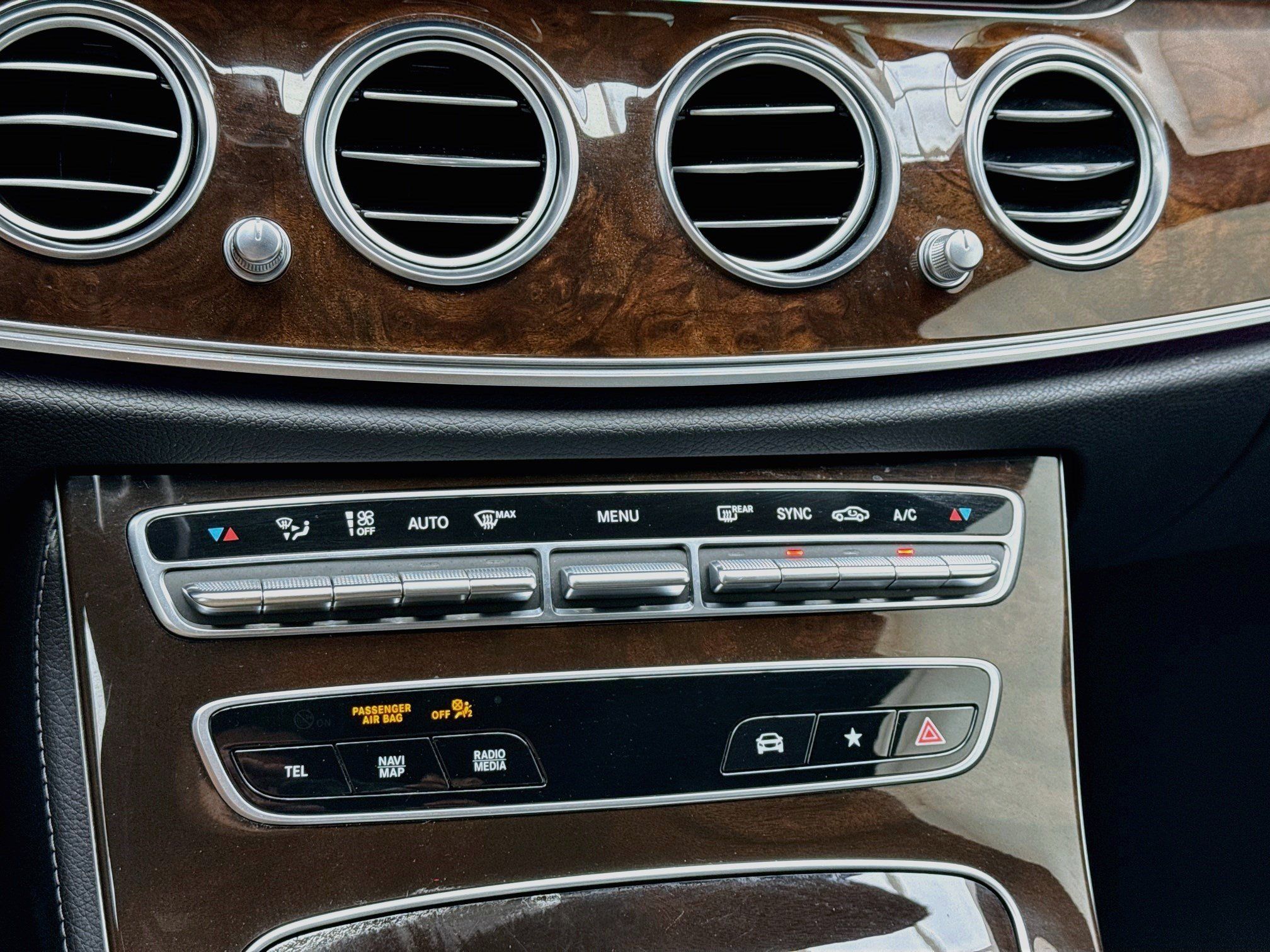 Used 2021 Mercedes-Benz E 350 Sedan image 12