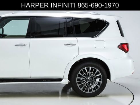 Used 2024 INFINITI QX80 Sensory image 46