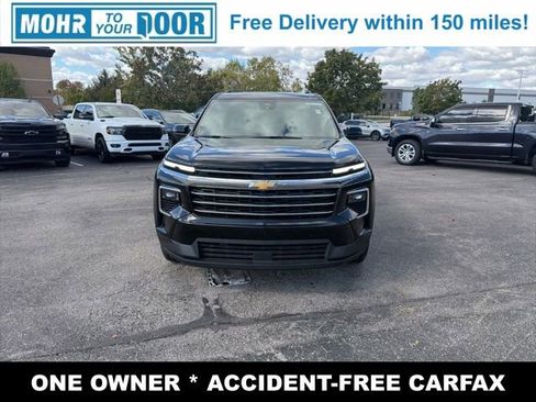 Used 2025 Chevrolet Traverse LT image 8