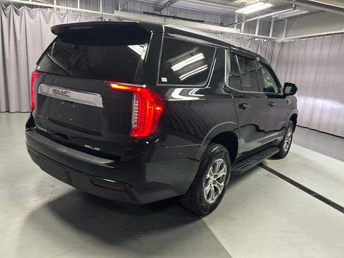 Used 2022 GMC Yukon SLE AWD/4WD image 7