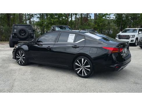 Used 2020 Nissan Altima 2.5 SR FWD image 6