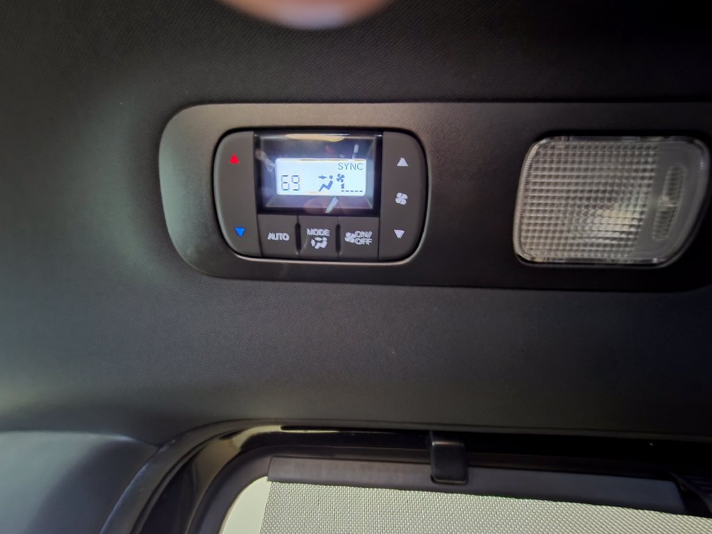 Used 2023 Honda Odyssey Sport image 38