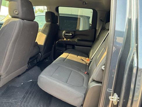 Used 2021 Chevrolet Silverado 1500 Custom Trail Boss w/ LPO, Dark Essentials Package AWD/4WD image 18