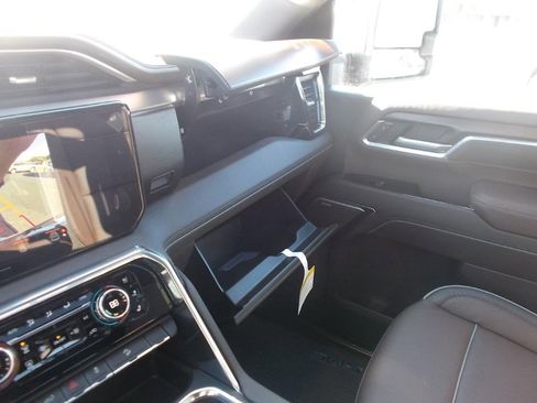 New 2026 GMC Sierra 2500 Denali image 19