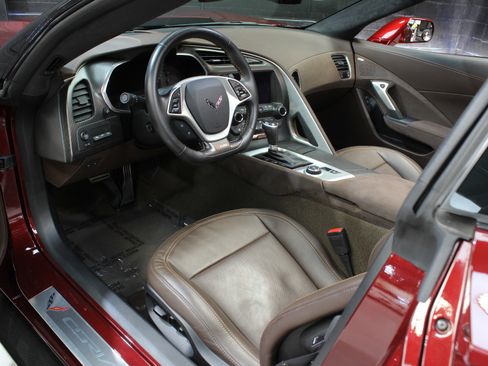 Used 2016 Chevrolet Corvette Z06 w/ 3LZ Preferred Equipment Group image 33