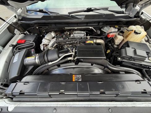 Used 2022 Chevrolet Silverado 3500 High Country w/ Safety Package II AWD/4WD image 17